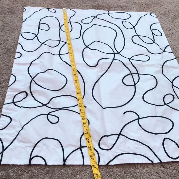 Black and white twin sham - Picture 6 of 6